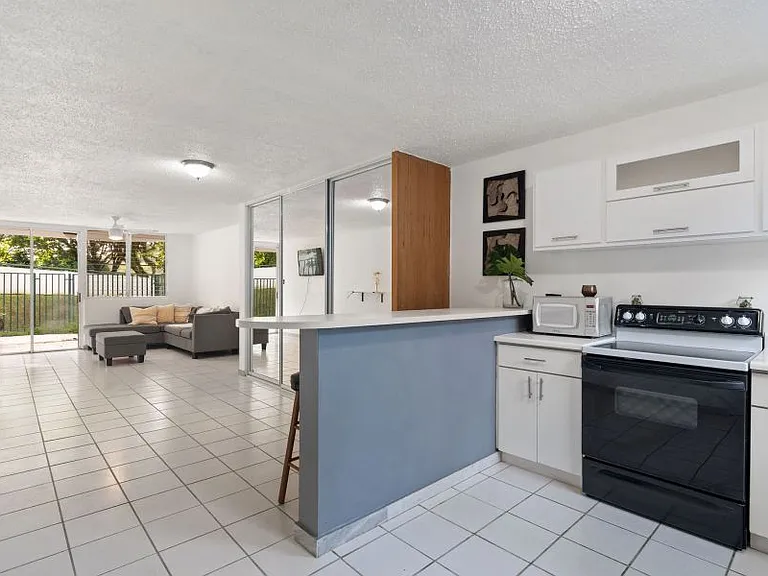 Cond Aventura 350 Via Aventura Apt 6201 — Photo 5