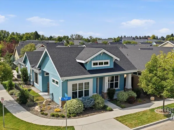 6151 N Winward Ln, Meridian, ID 83646