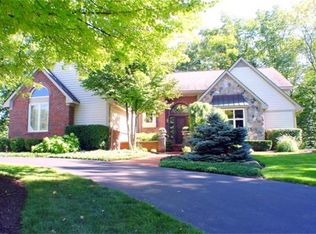 4412 Braeburn Ct, Brighton, MI