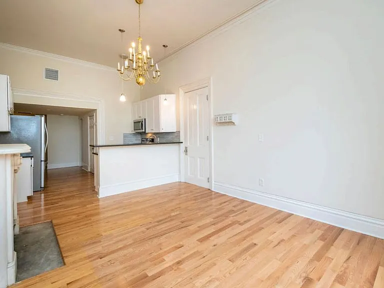 32 E Preston St #A — Photo 7