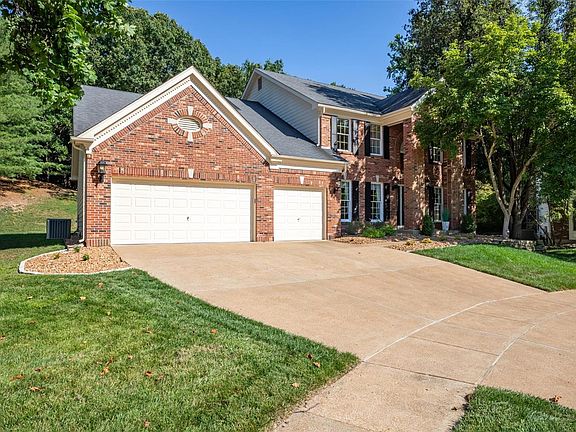 2nd image of 16203 Berry Hollow Ct