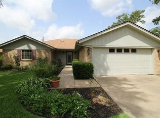 1105 Lena St, Cleburne, TX 76033