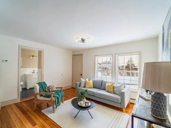 134 Dexter St #2, Cumberland, RI 02864