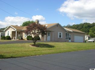 33 W Main St, Thompsontown, PA 17094