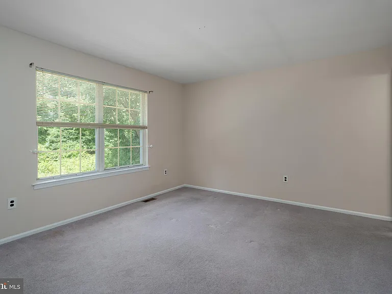 11 Abelia Ct — Photo 22