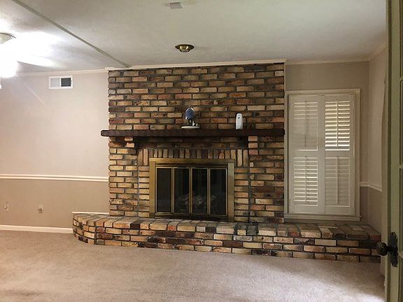 5th image of 4707 Delfair Dr