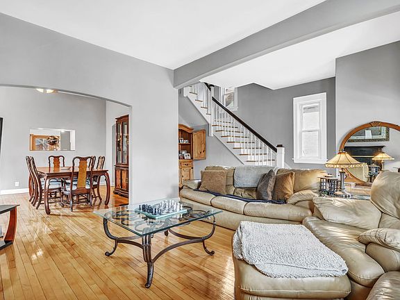 5th image of 637 S Taylor Ave
