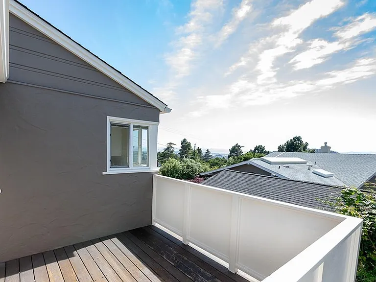 25 Stratford Rd — Photo 15