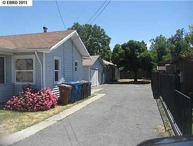 2nd image of 311 W 19th St