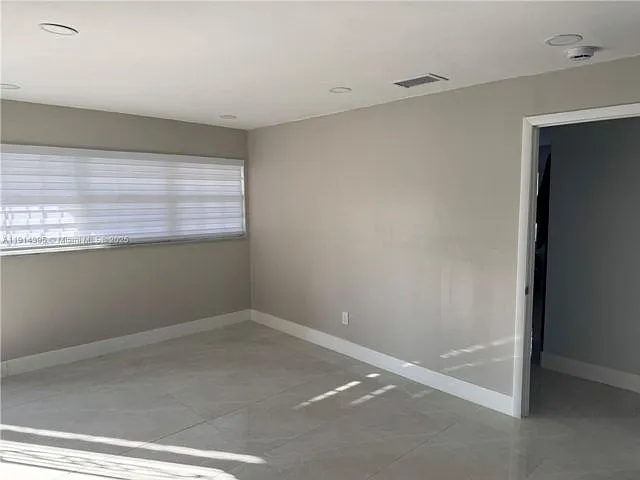 22105 SW 113th Pl — Photo 3