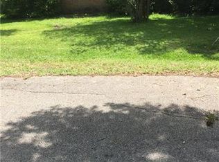 61284 N Saint Mary St, Lacombe, LA 70445