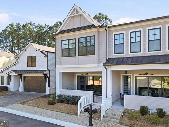 3rd image of 611 Stickley Oak Way