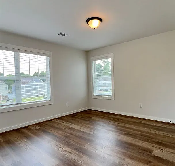 416 Jack Hampton Dr — Photo 9