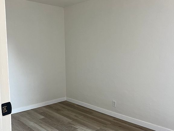 5th image of 2031 S 40th St