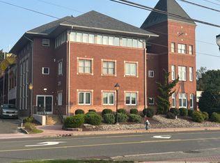 391 Springfield Ave #3F, Berkeley Heights, NJ 07922