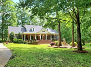 5933 Dahlberg Dr, Raleigh, NC 27603