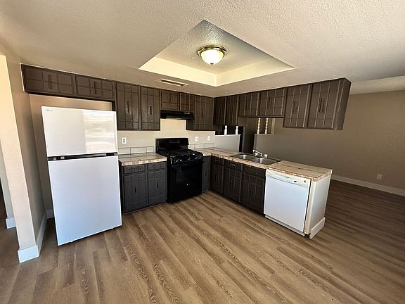 4th image of 8443 W Glenrosa Ave