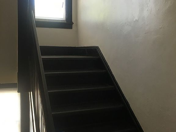 2nd image of 1944 E 75th St APT 402