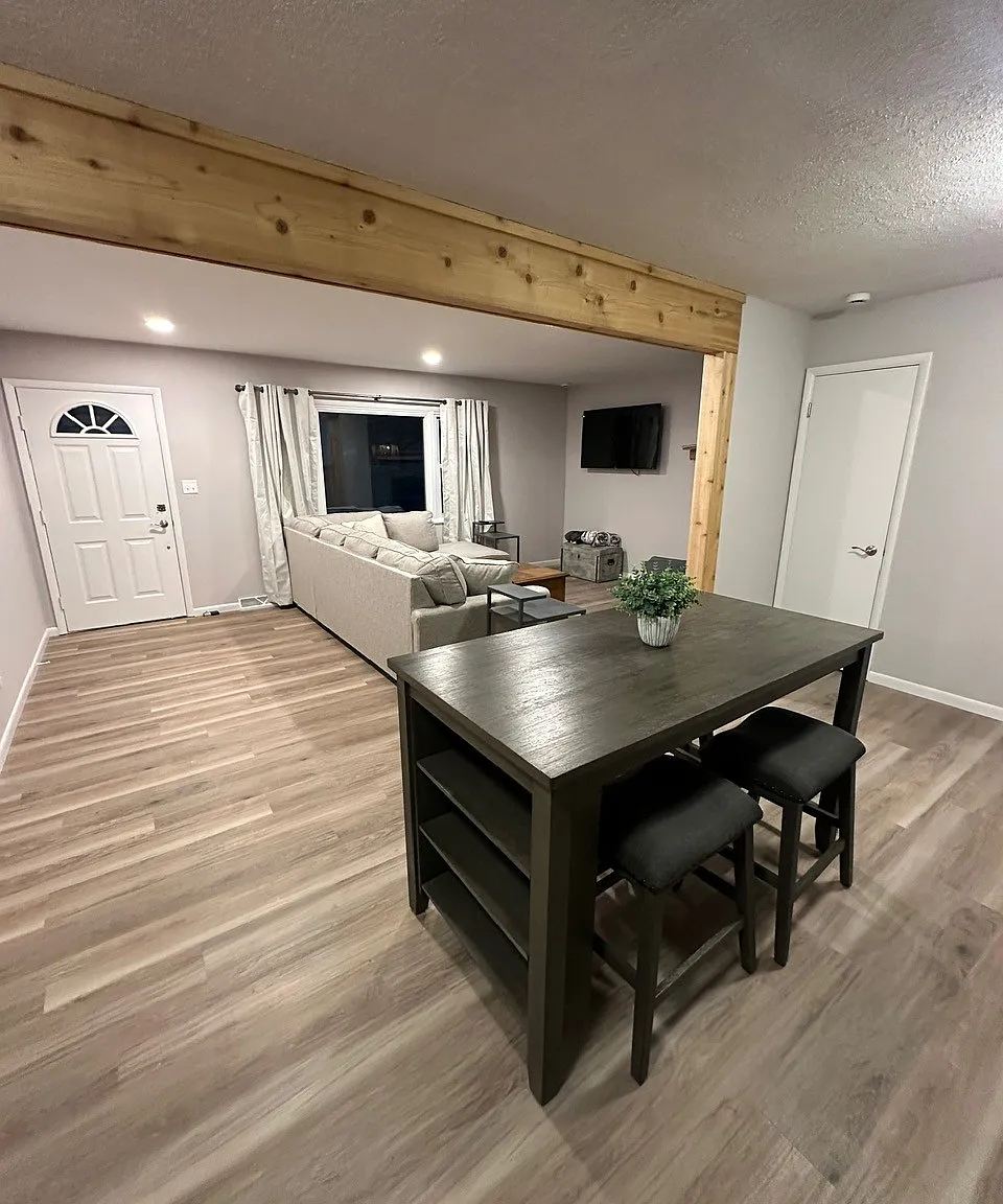 4 bed, 1500 sqft, $2,950 — Photo 4