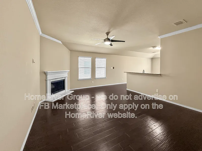 4 bed, 2.0 bath, 1777 sqft, $2,235 — Photo 3