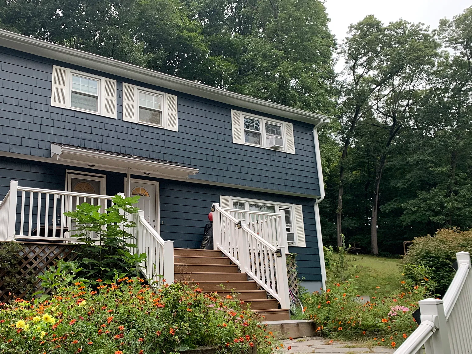 515 S Elm St — Photo 1