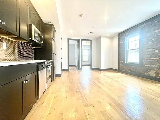 Rented by Doorway NYC, LLC | media 61