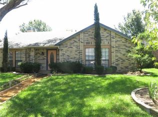9402 Shipman St, Rowlett, TX 75088