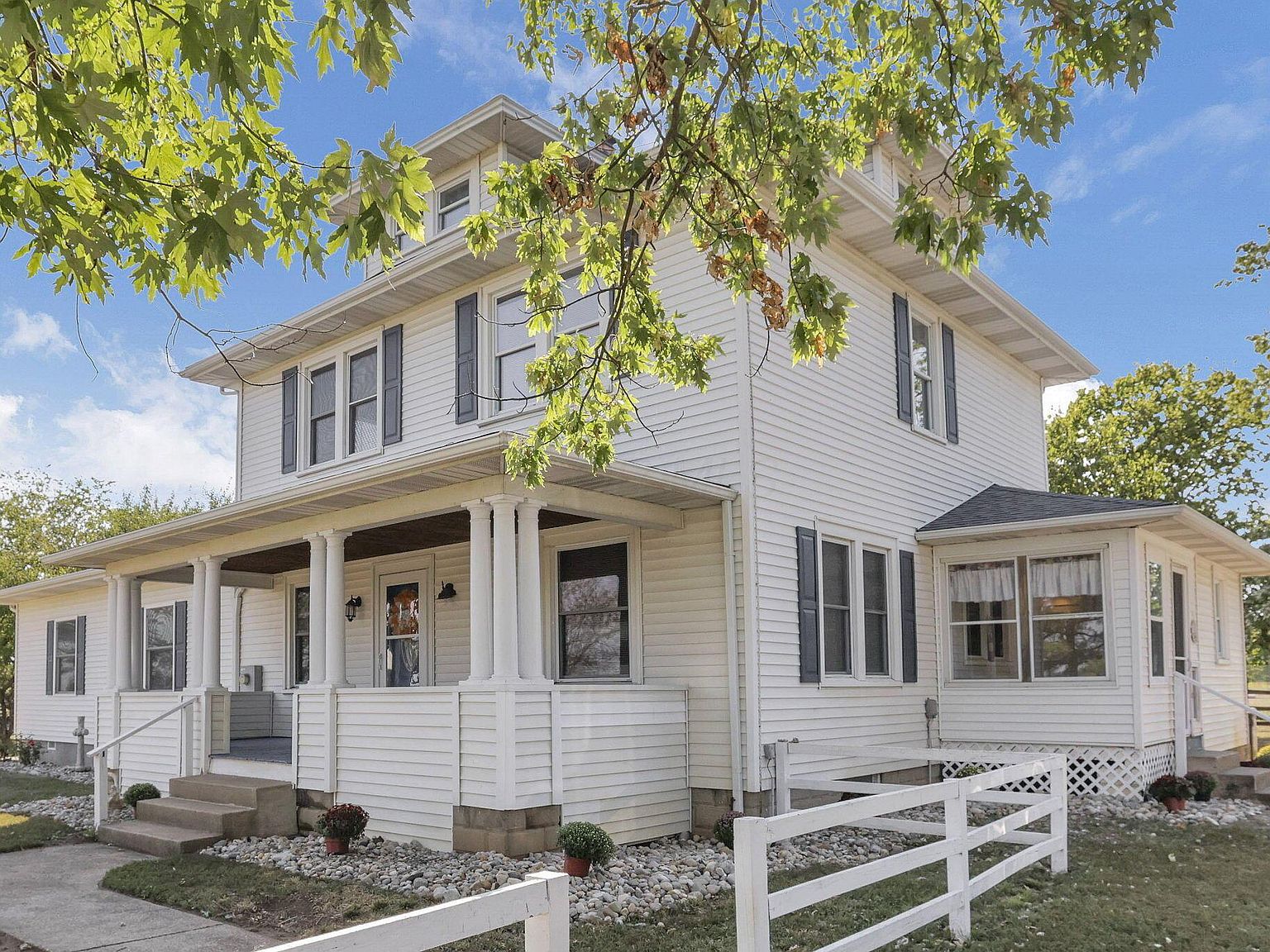 22119 State Route 104, Circleville, OH 43113 | MLS #225009008 | Zillow