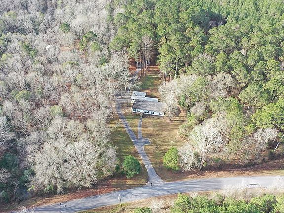 2nd image of 568 Three Mile Stretch Rd