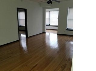 6135 S Indiana Ave #1, Chicago, IL 60637