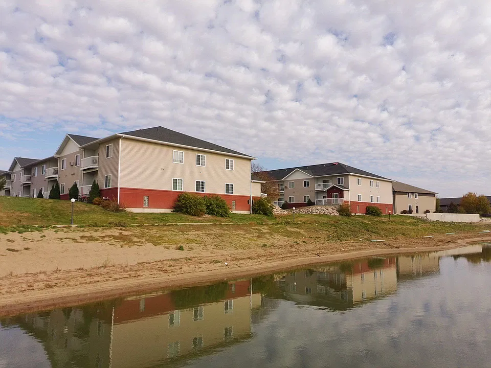 Live at Silver Lake Apartments