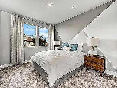 Mode Home Photo: Guest Bed