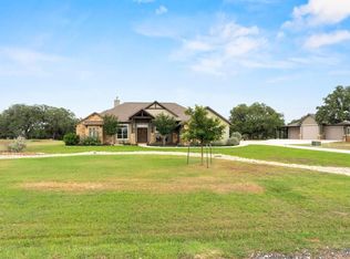 228 Lucky Rdg, Bandera, TX 78003