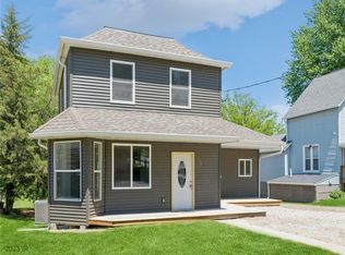 238 E Front St, Colfax, IA 50054