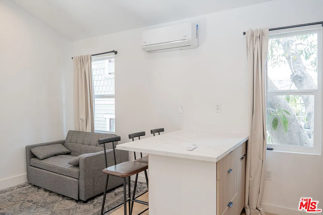 6138 Carlos Ave — Photo 3