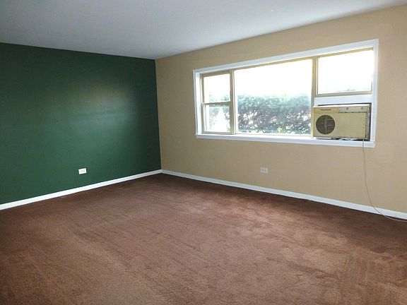 3rd image of 4757 N Keeler Ave APT 101