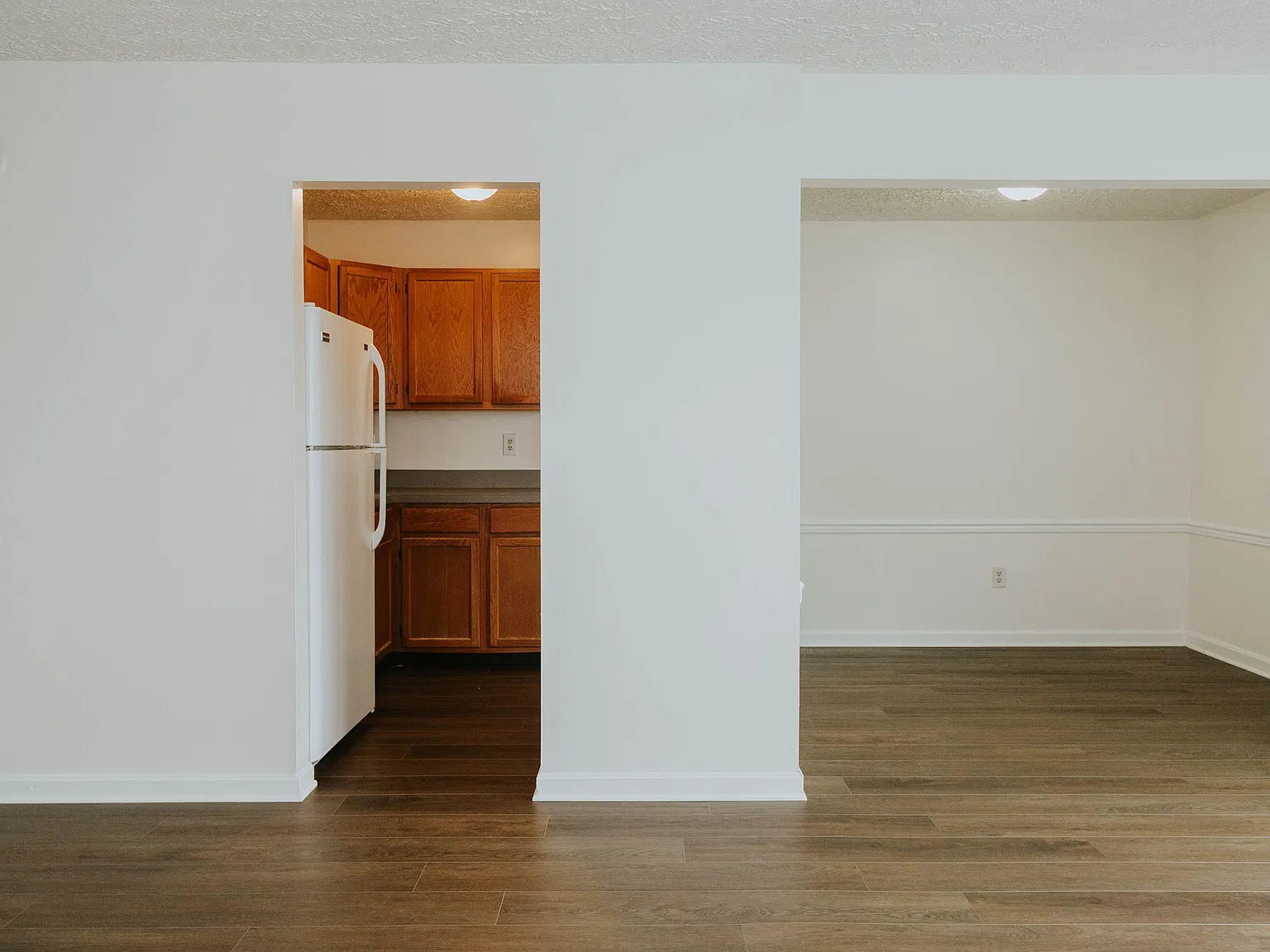 401 East Rd - 4 — Photo 2