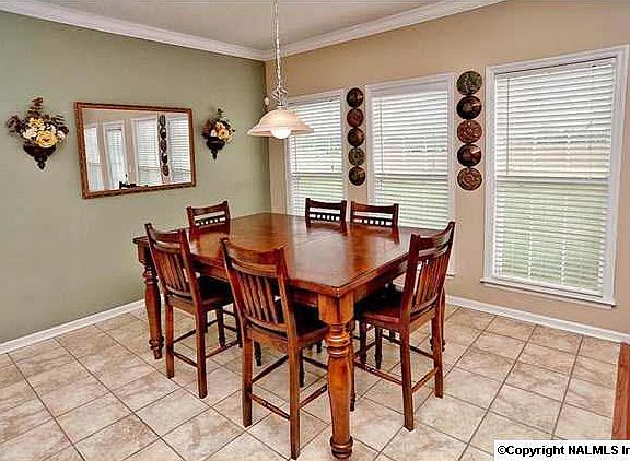 5th image of 107 Smoky Meadows Ln