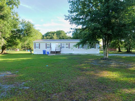 4th image of 17825 Dogwood Dr