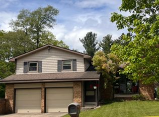 2245 Briar Hills Dr NE, Grand Rapids, MI 49505