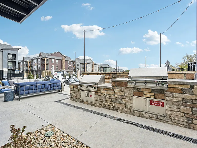 The Quarry Luxury Apartments — Photo 39