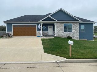 910 Stacy Dr, Ashland, MO 65010