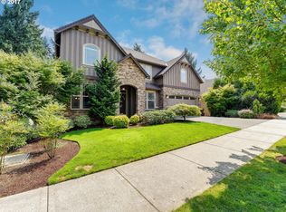 2258 Rogue Way, West Linn, OR 97068
