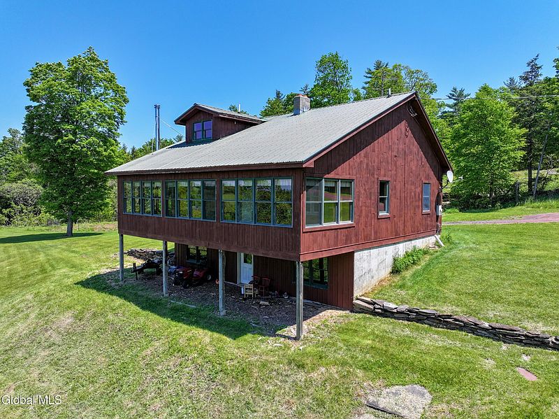 2nd image of 1710 Truthville Road