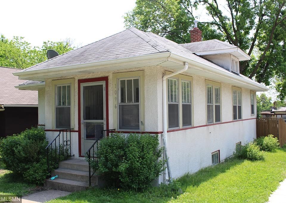 1st image of 1096 James Ave