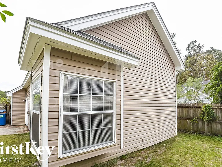 103 Lotus Ct — Photo 14