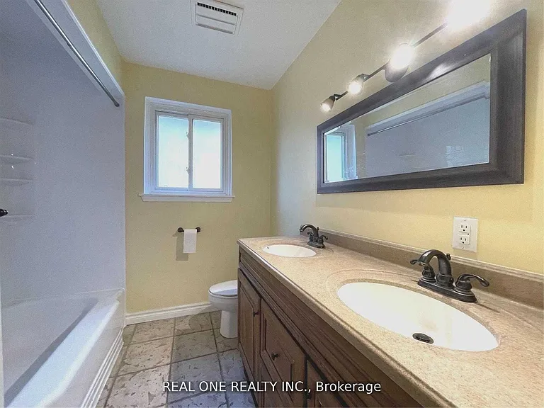 17 Valleycrest Ave — Photo 7