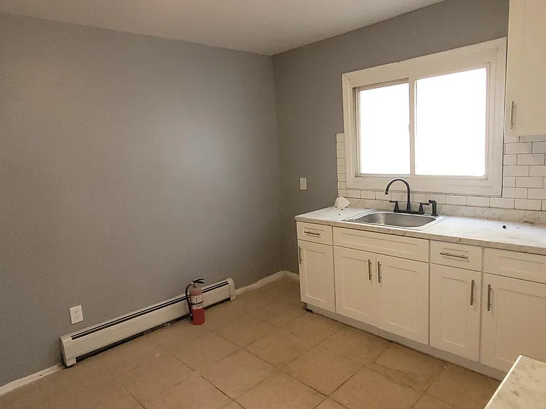 213 Westfield Ave #1L — Photo 2