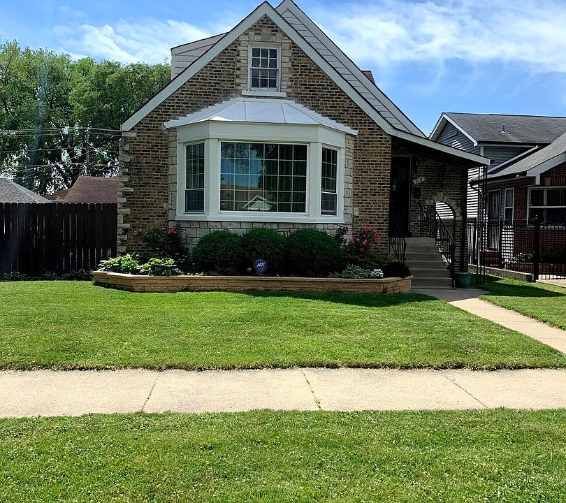1st image of 318 23rd Ave