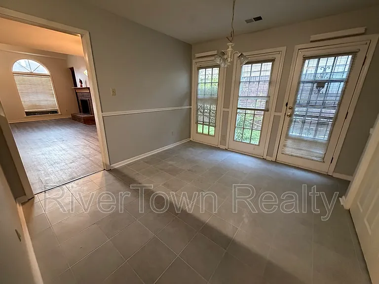 1648 Beaver Trail Dr — Photo 6
